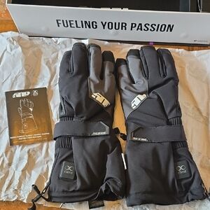 Black Heated Gloves